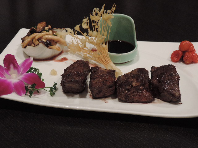 Order M11. Prime Short Rib Steak Plate food online from Icho Izakaya Fusion Cuisine store, Temple City on bringmethat.com
