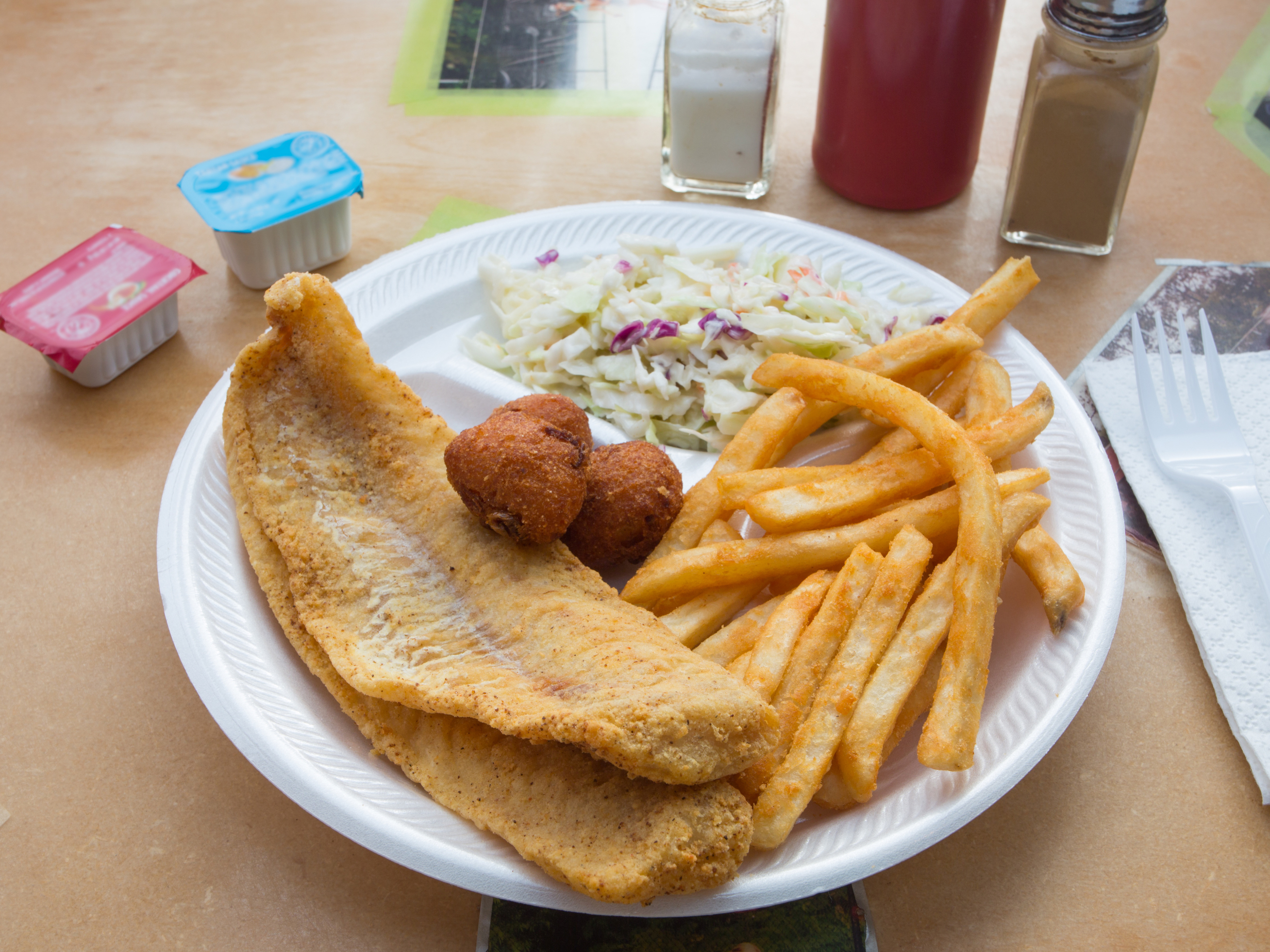 Order Whiting Dinner food online from Francar's Buffalo Wings store, Macon on bringmethat.com