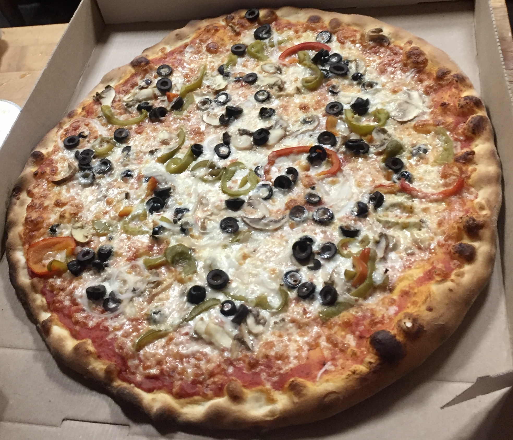 Order Veggie Pizza food online from Little Italy store, Ridgefield Park on bringmethat.com