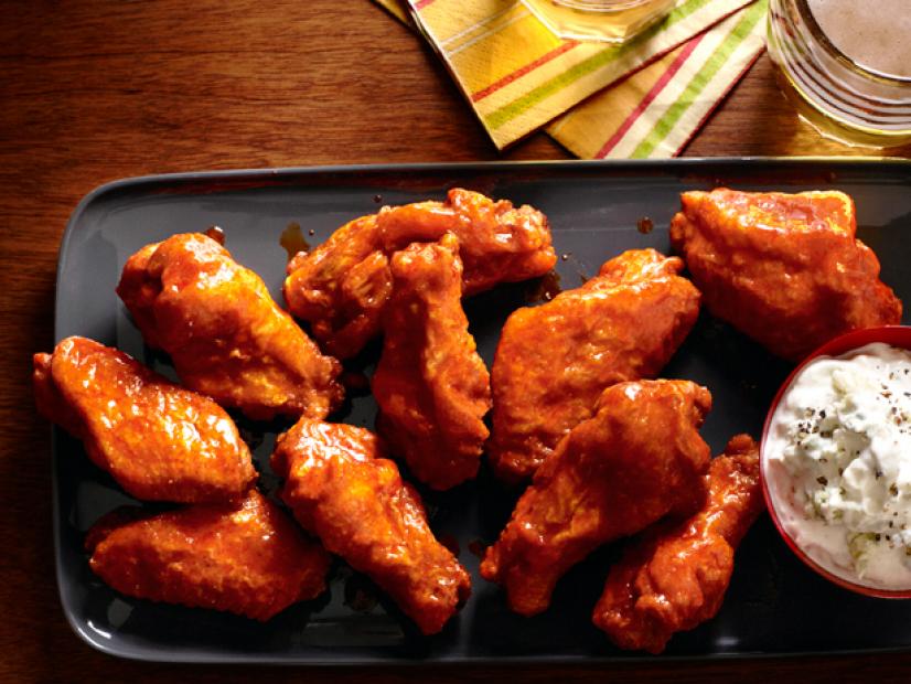 Order Buffalo wings catering  food online from Little italy pizza (92nd) store, New York on bringmethat.com