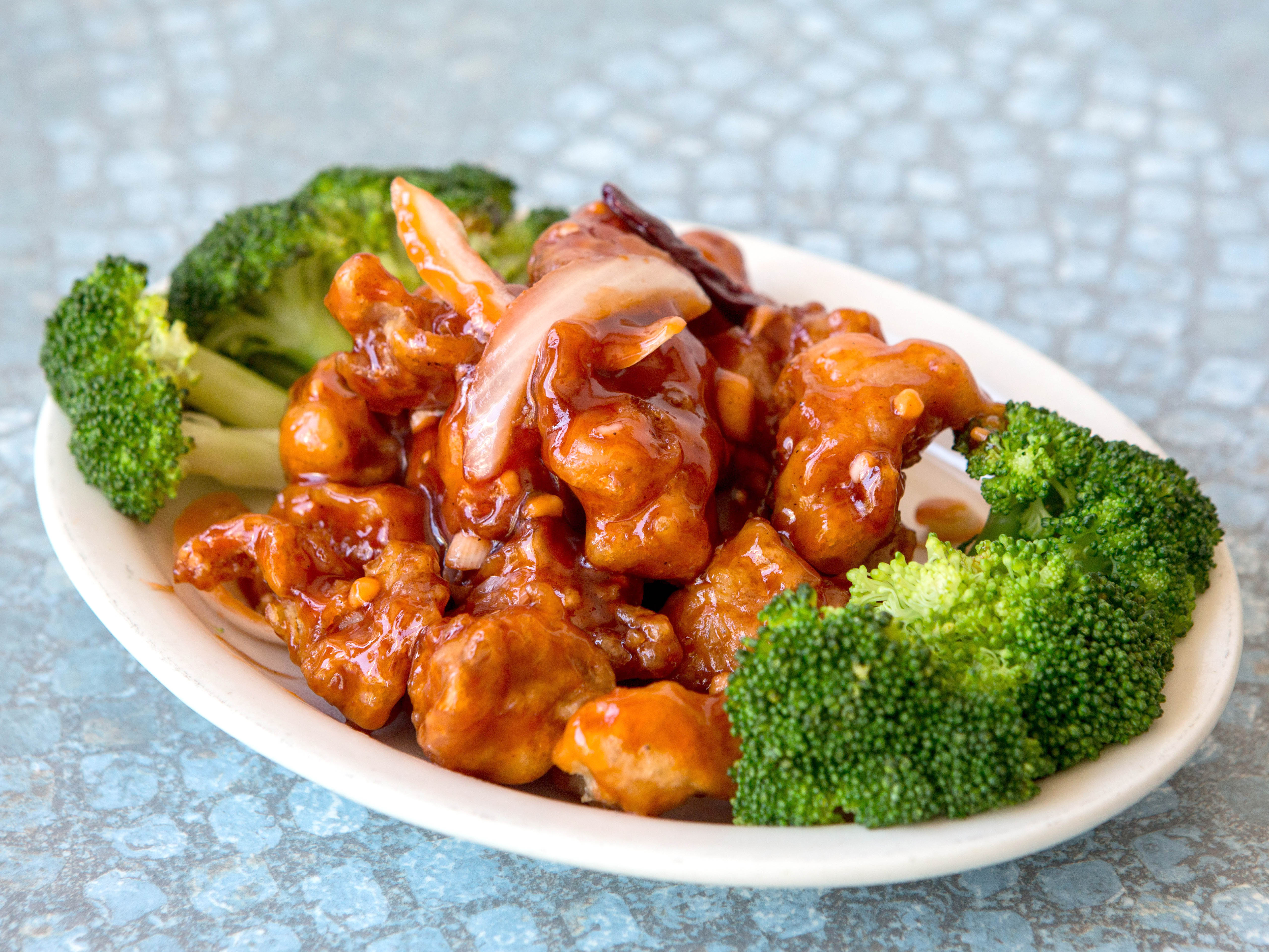 Order H15. General Tso's Chicken food online from Ten Full store, Sunnyside on bringmethat.com