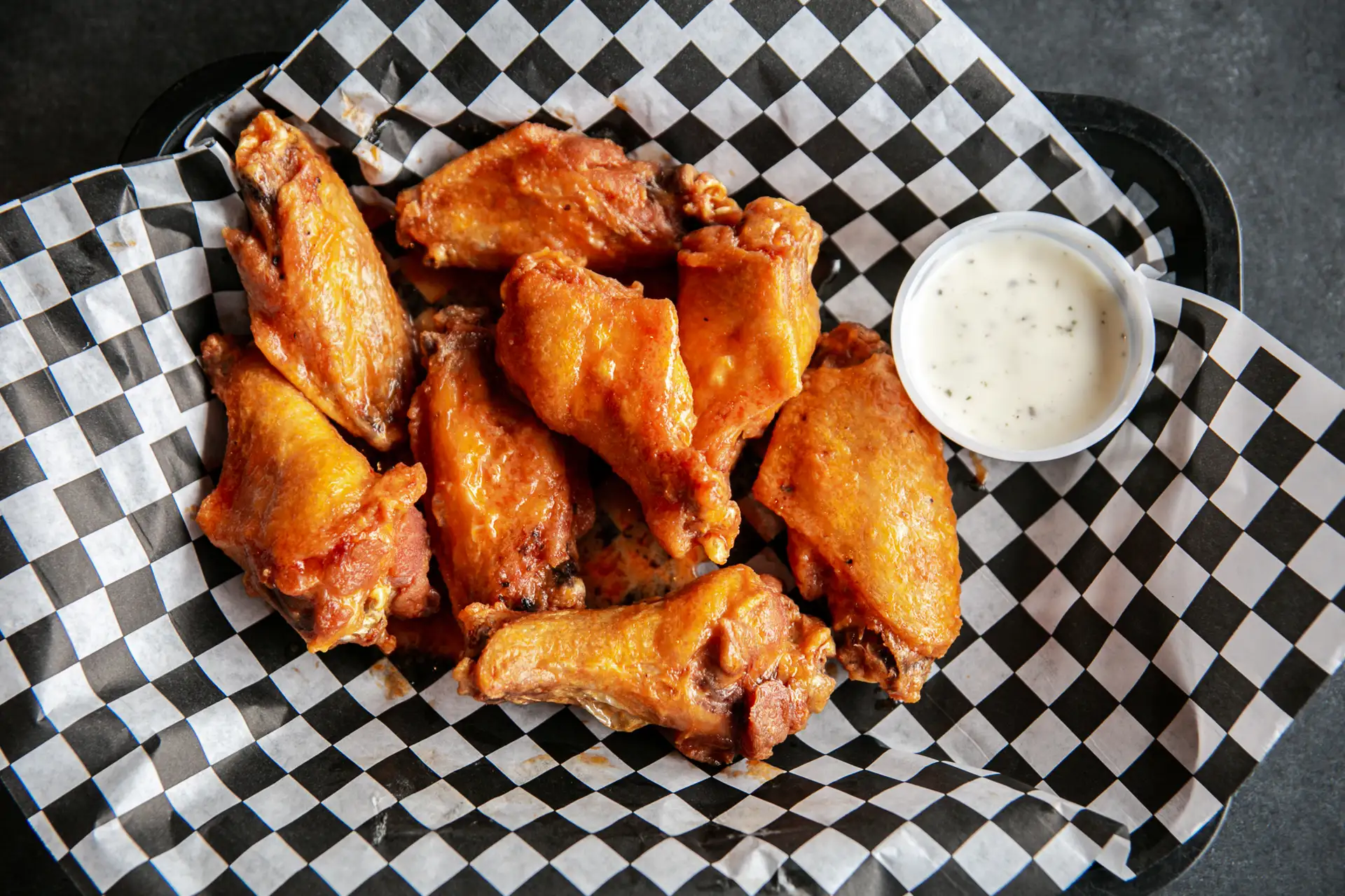 Order Jumbo Wings food online from Johnny's New York Pizza & Pasta store, Denver on bringmethat.com