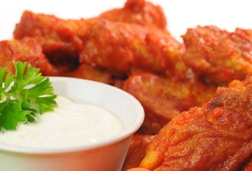 Order CHICKEN WINGS food online from Ze's Diner store, Woodbury on bringmethat.com