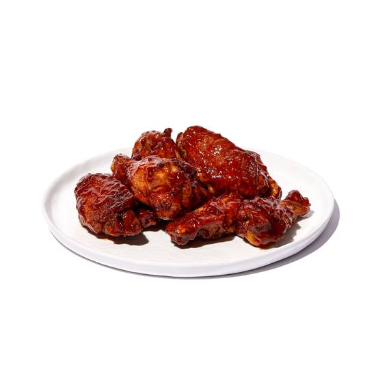 Order 10pc BBQ Chicken Wings food online from Everyday Needs by Gopuff store, Columbus on bringmethat.com