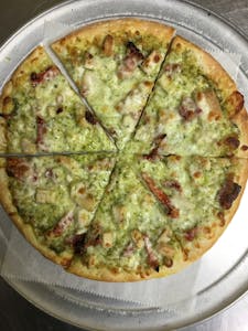 Order Chicken Pesto Pizza food online from Upper Crust Pizzeria & Deli store, Columbia on bringmethat.com