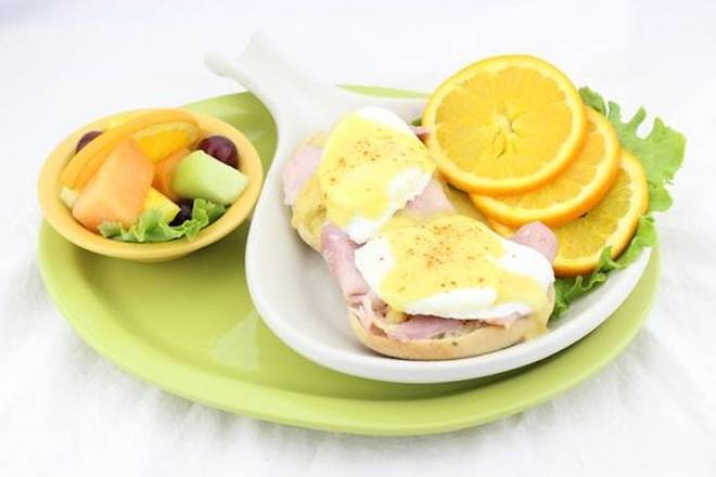 Order Traditional Benny food online from Scramblers store, North Olmsted on bringmethat.com