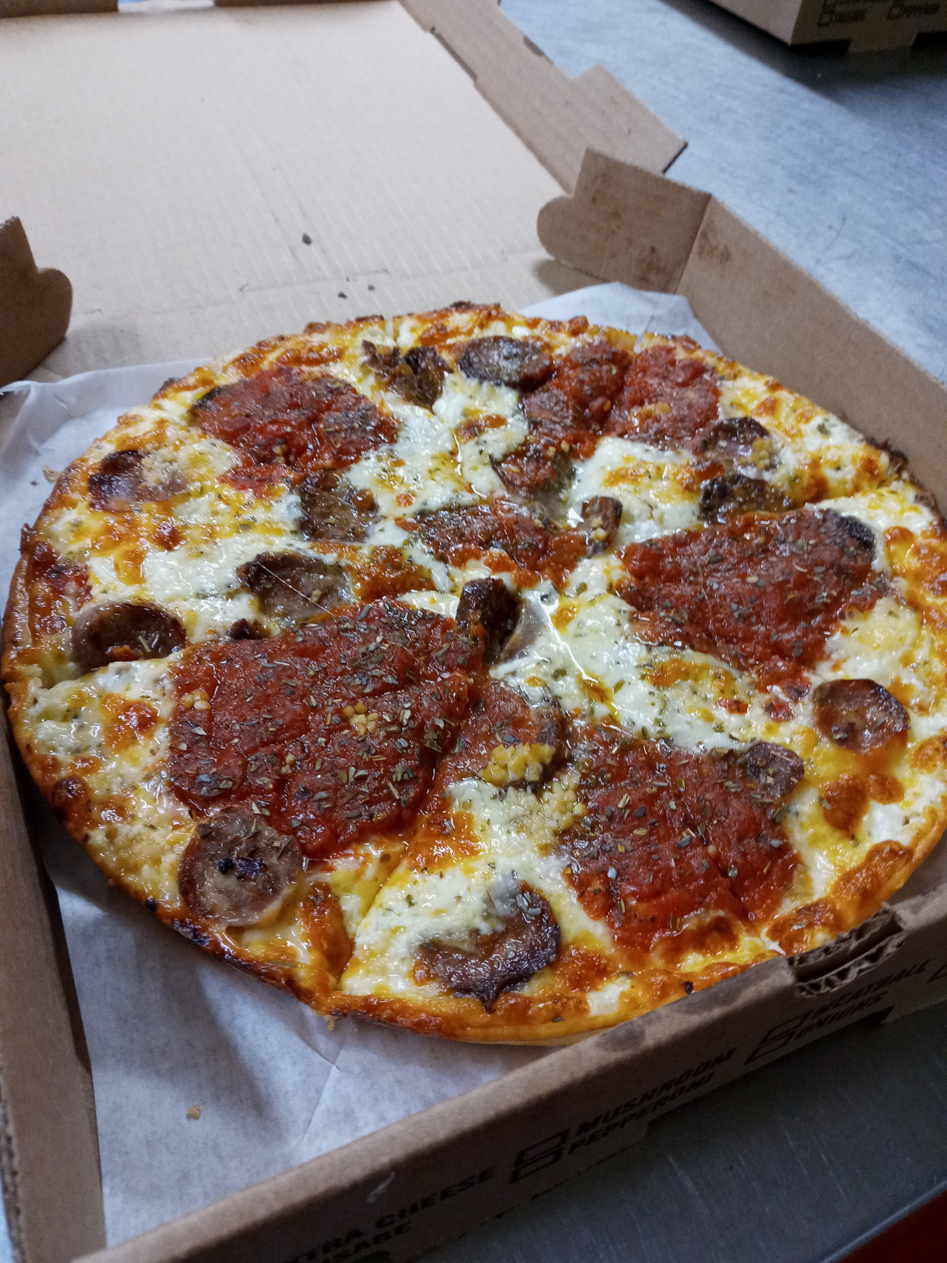 Order Little Vinny Pizza - Small 10'' food online from Bryantville Pizza Kitchen store, Pembroke on bringmethat.com