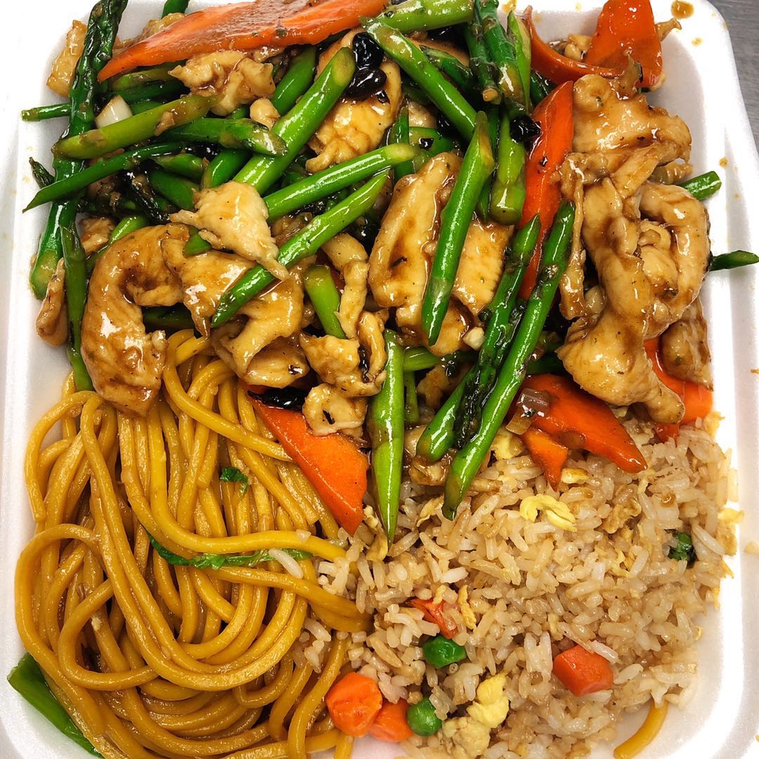 Order Asparagus Chicken Lunch food online from China A Go Go (Losee) store, North Las Vegas on bringmethat.com