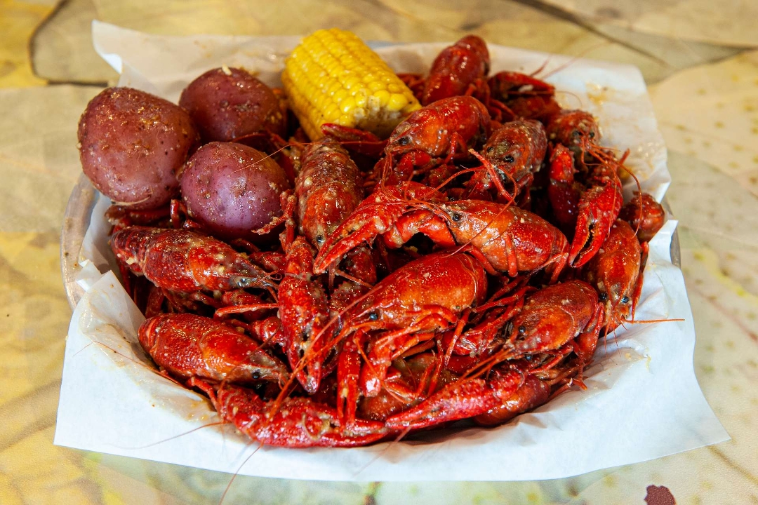 Order Crawfish Combo (2 Lb.) food online from 7 Spice Cajun Seafood store, Houston on bringmethat.com