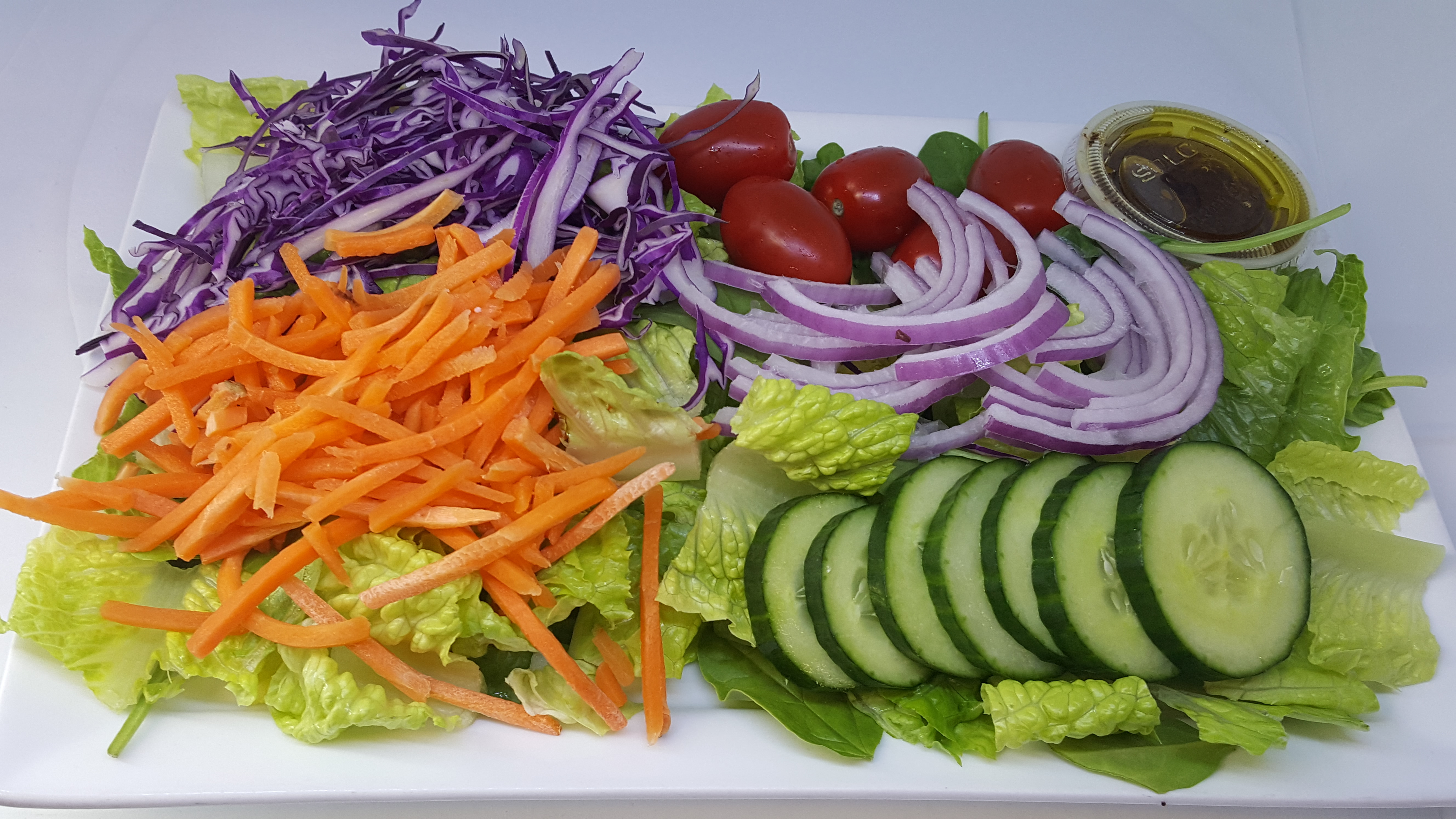Order Mixed Green Salad food online from La Bakery store, Carson City on bringmethat.com