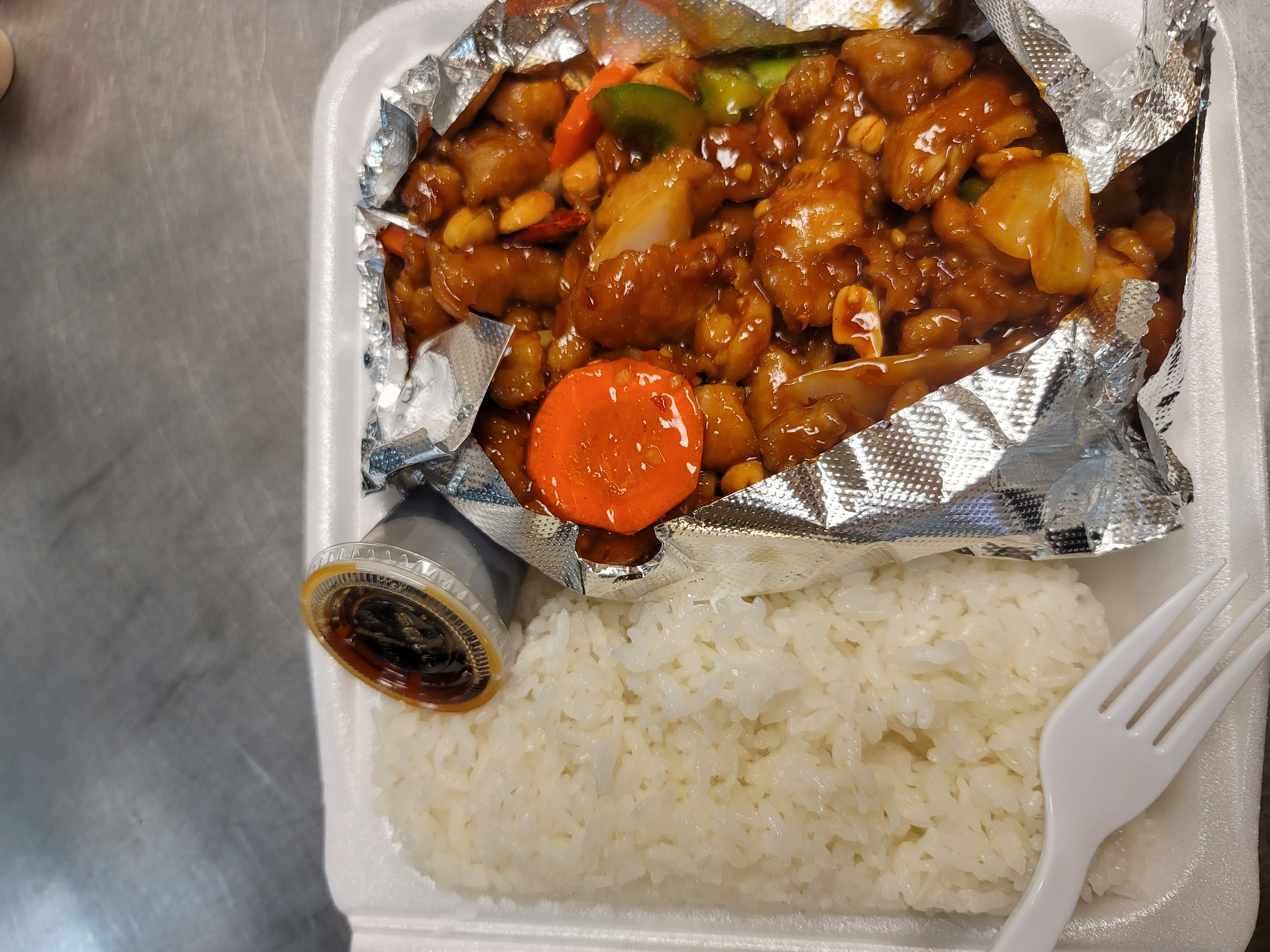 Order Chinese Kung Pao Chicken food online from Manna Teriyaki store, Everett on bringmethat.com