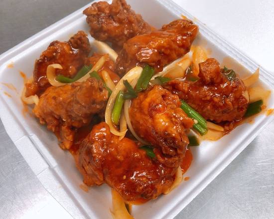 Order Spicy Fried Chicken Wings (8 pcs) food online from Wok On Fire store, Austin on bringmethat.com