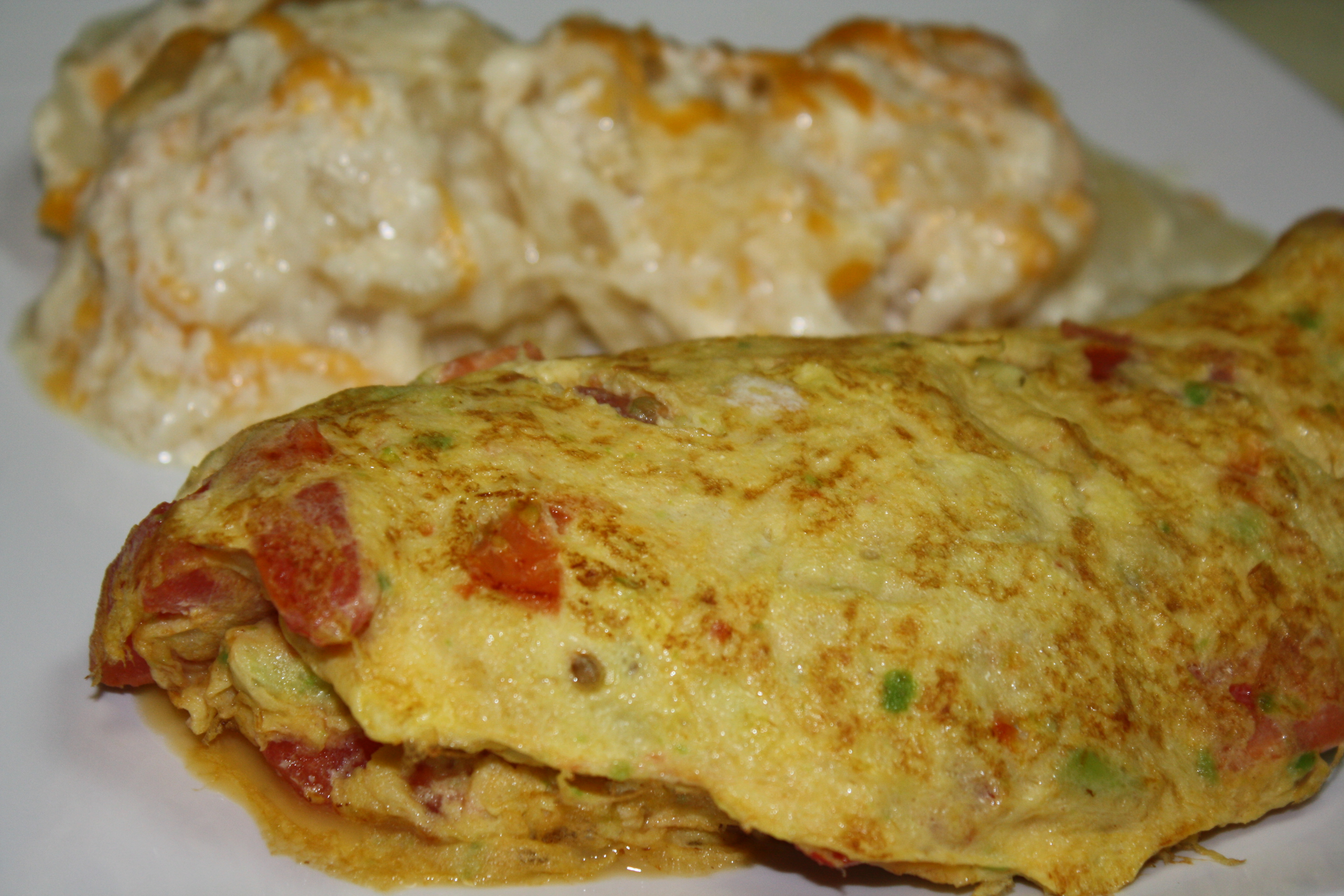 Order California Omelette food online from Solo Burritos store, Los Angeles on bringmethat.com