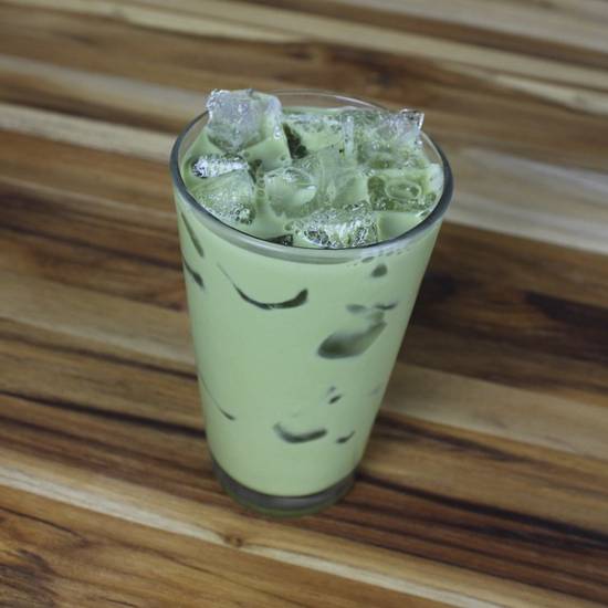 Order 16oz Iced Matcha Latte food online from Paris Baguette store, Mountain View on bringmethat.com