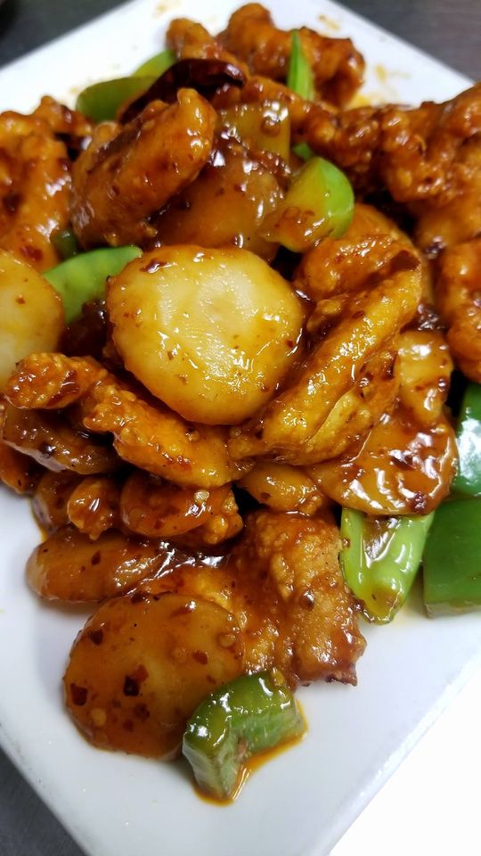 Order General Tso’s Chicken food online from Simi Cafe store, Gilbert on bringmethat.com