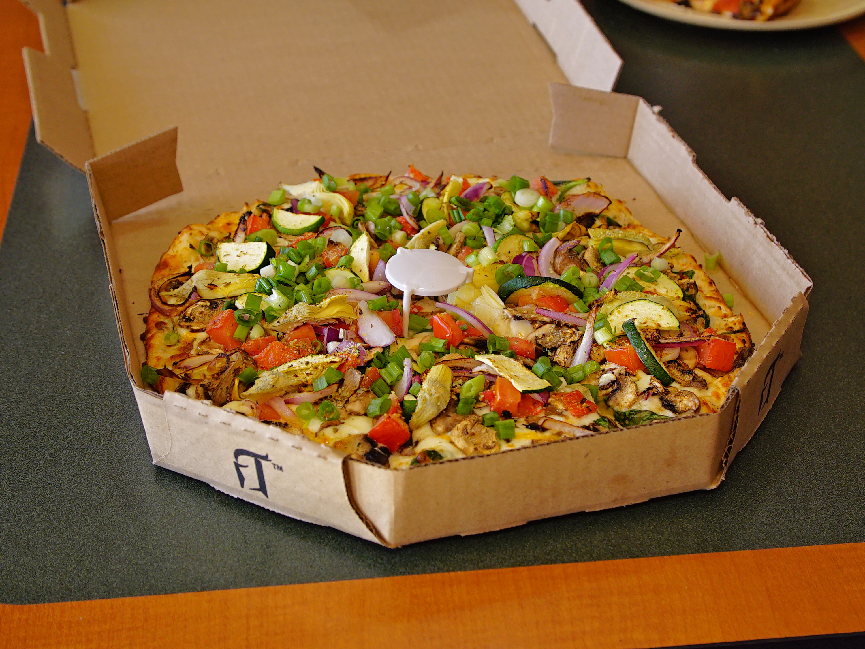 Order Gourmet Veggie Pizza food online from Round Table Pizza store, Los Angeles on bringmethat.com