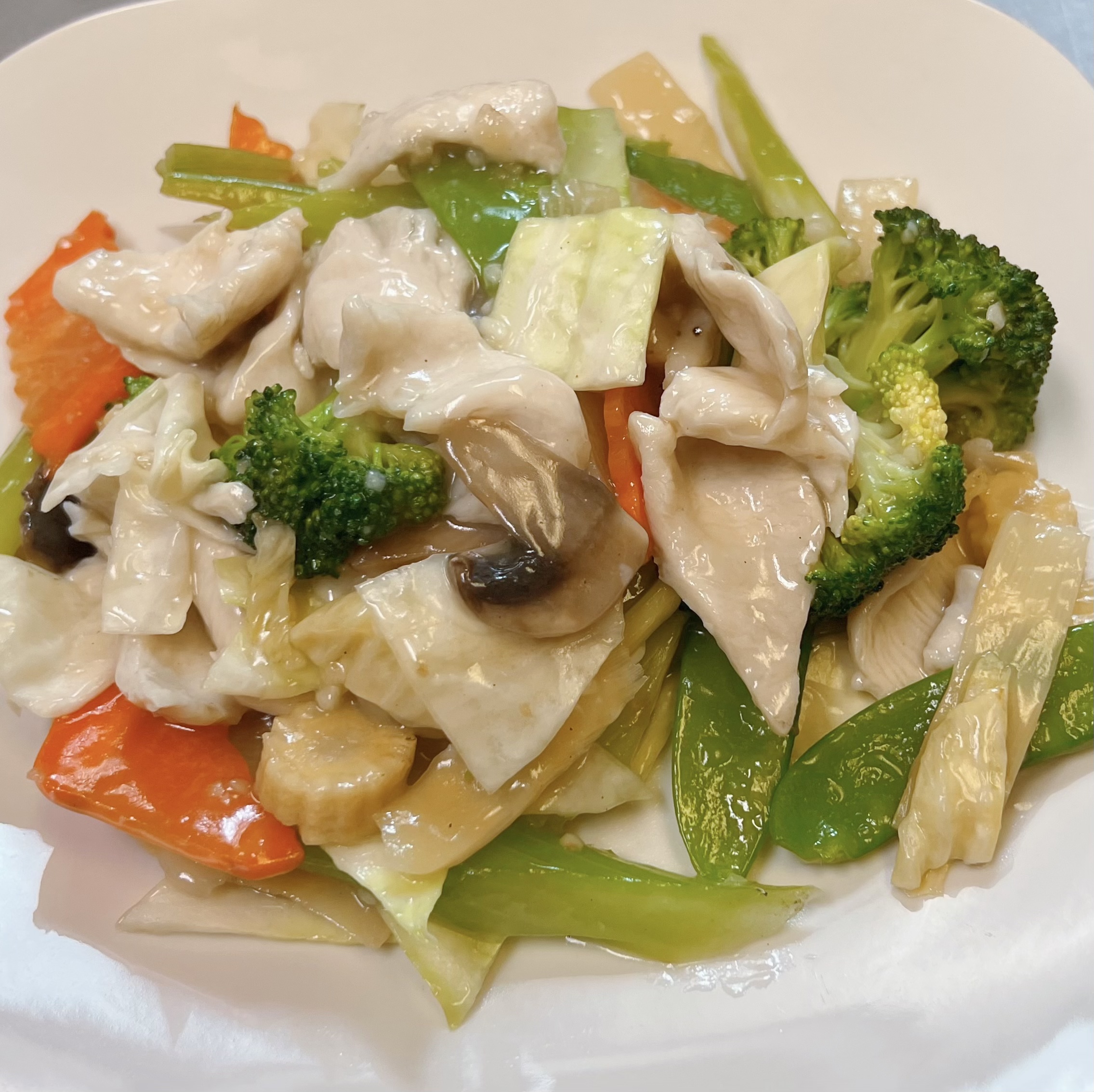 Order Chicken with Vegetable food online from Hunan Express store, Ballwin on bringmethat.com