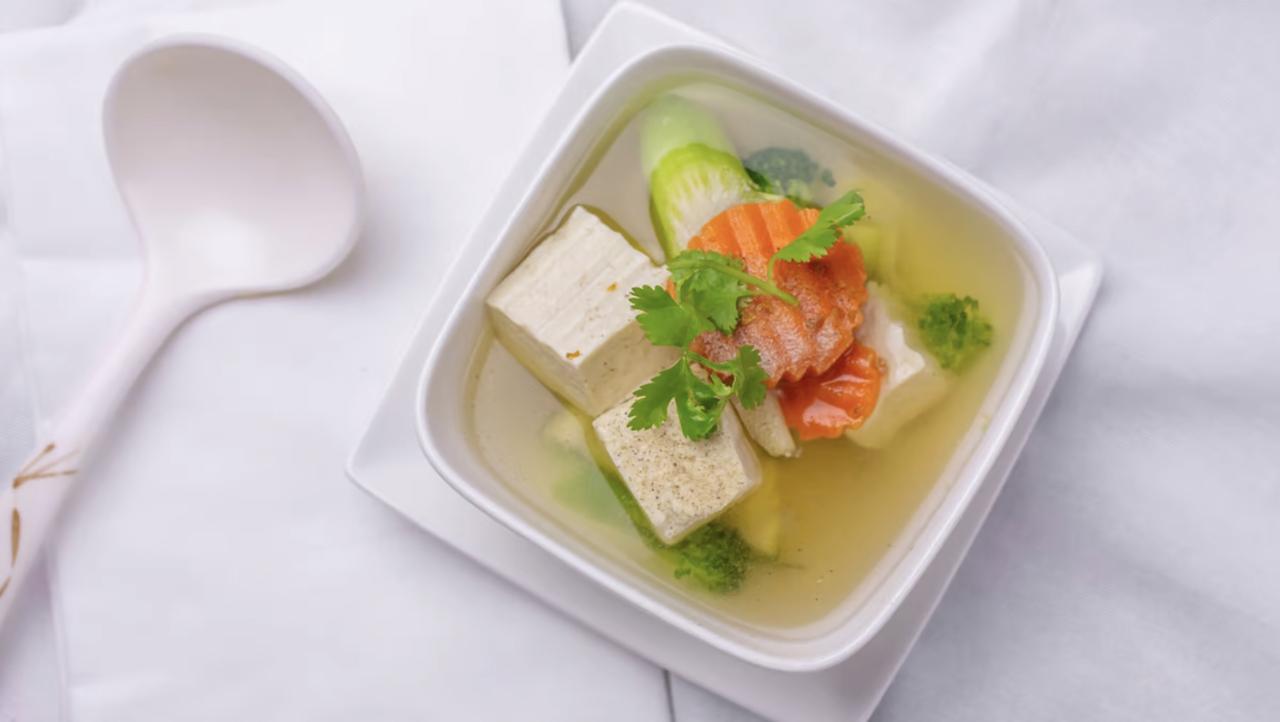 Order S2. Vegetable Tofu Soup food online from Royal Thai Restaurant store, Diamond Bar on bringmethat.com