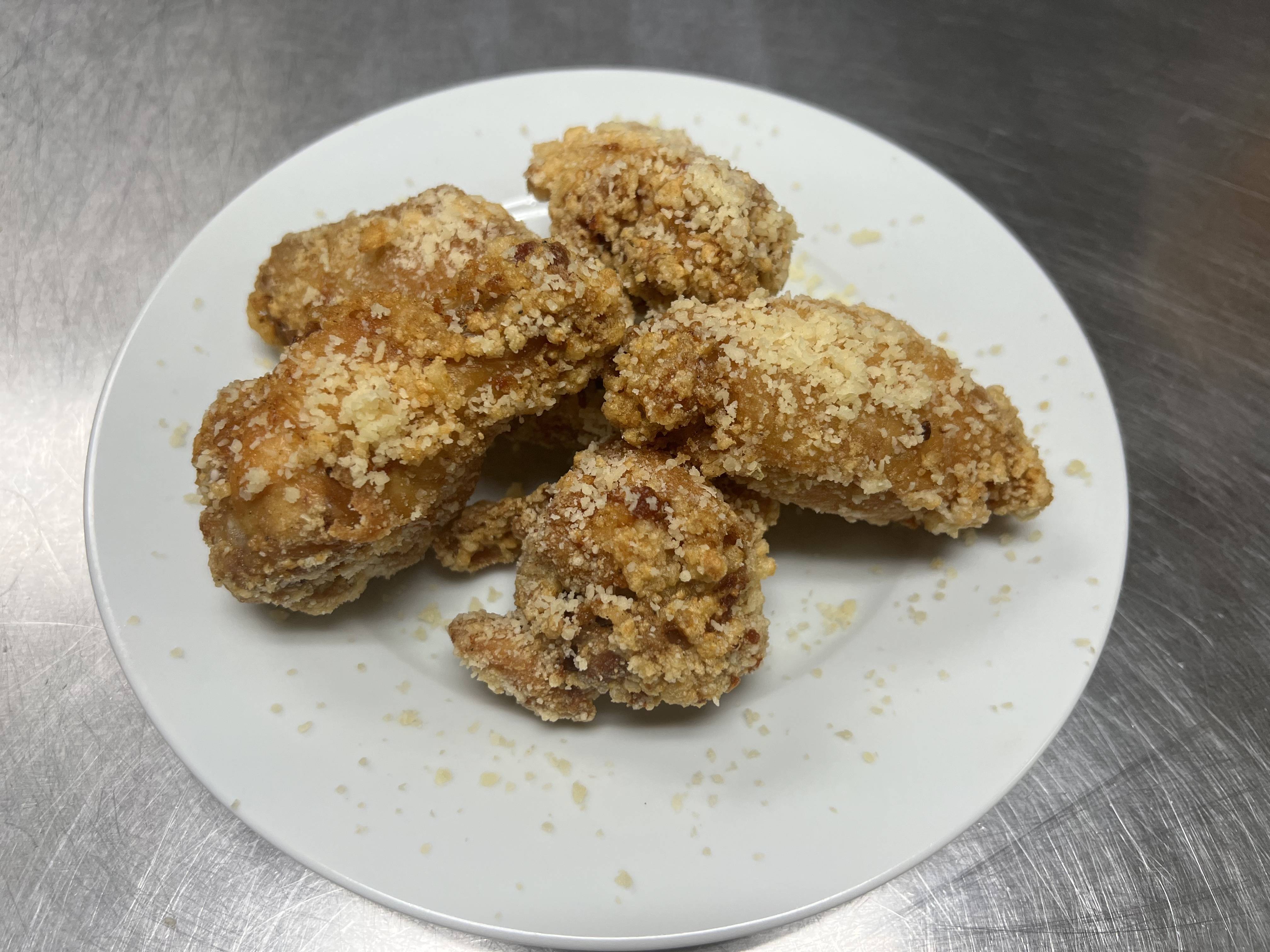 Order Garlic Parmesan Chicken (6pc) food online from Quickly store, Sacramento on bringmethat.com