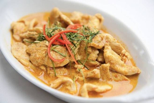Order Panang Curry food online from Sriracha Thai & Sushi store, Nashville-Davidson on bringmethat.com