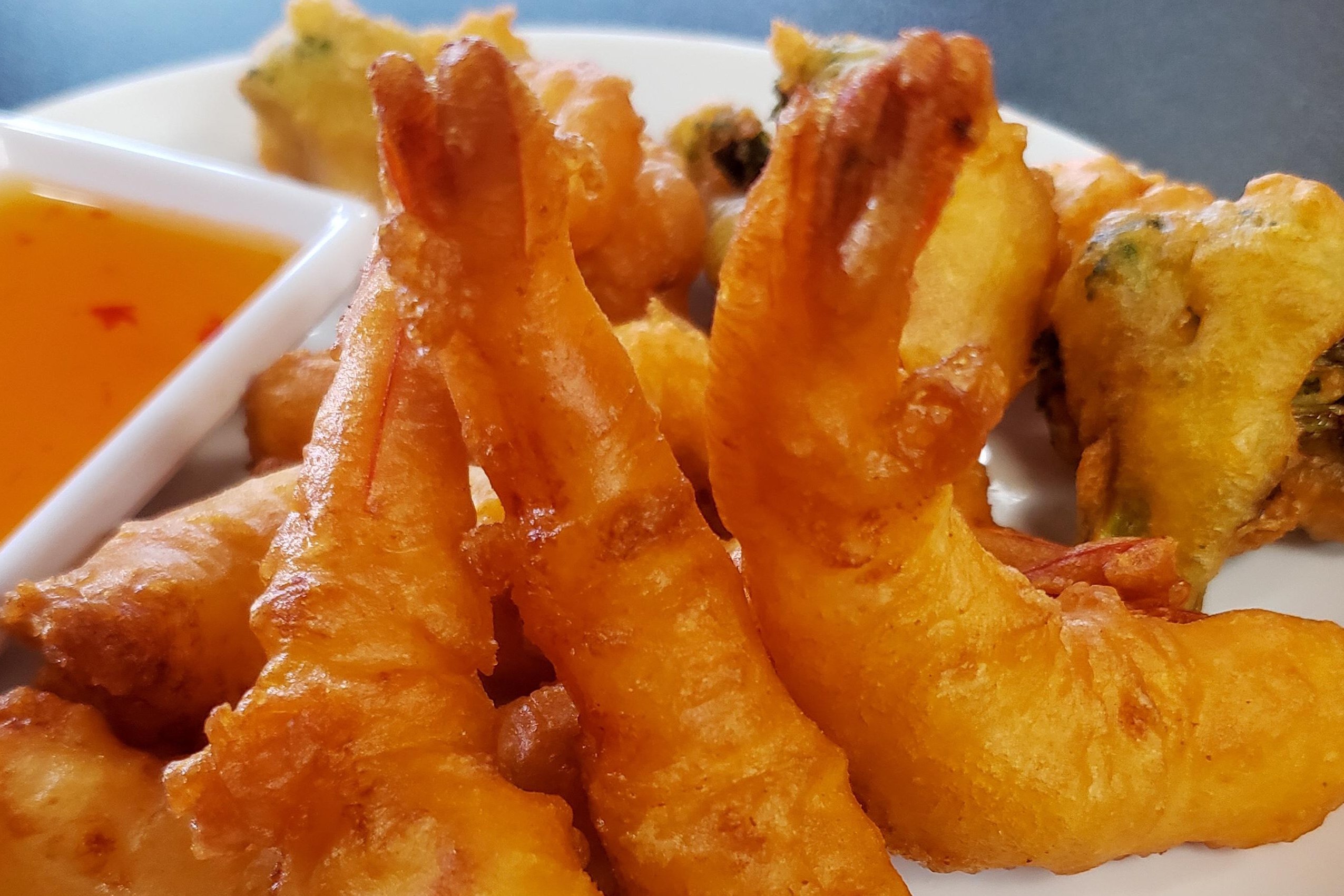 Order Fried Crispy Shrimps food online from Ocha Thai Cuisine store, Las Vegas on bringmethat.com