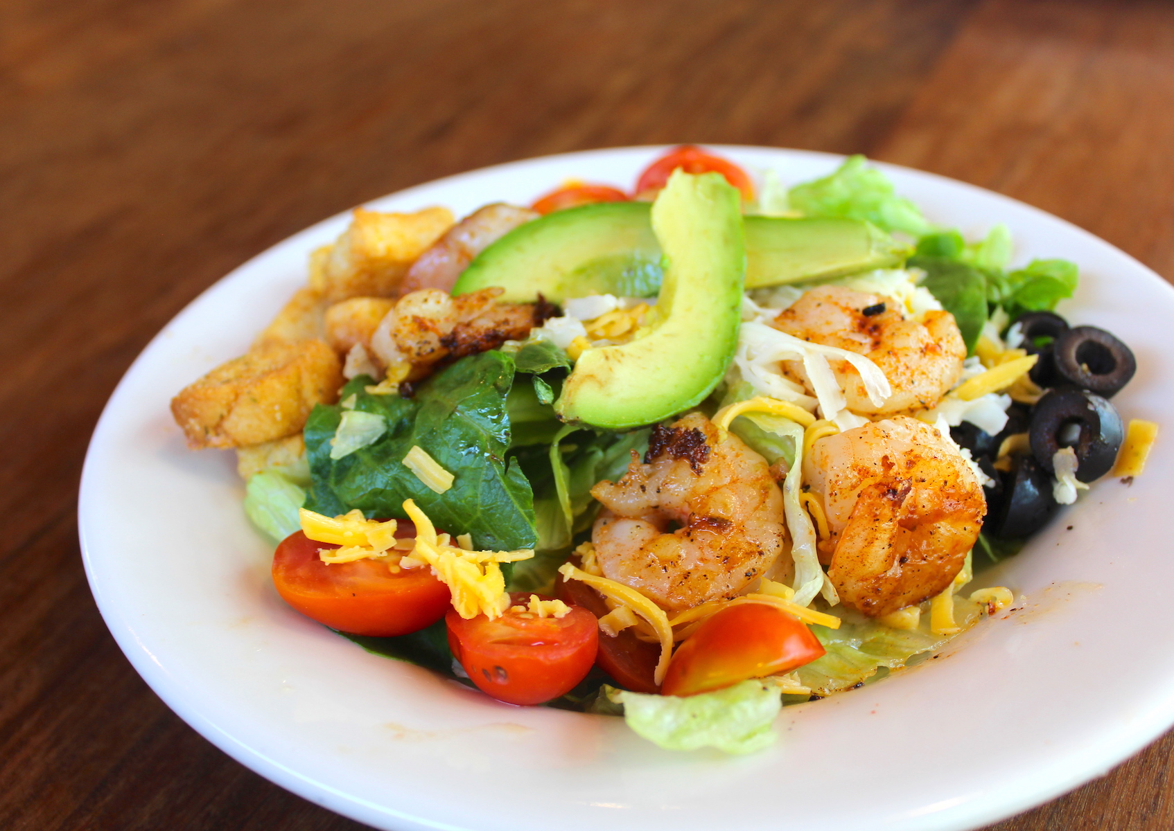 Order Shrimp Avocado Salad food online from Alamo Cafe store, San Antonio on bringmethat.com