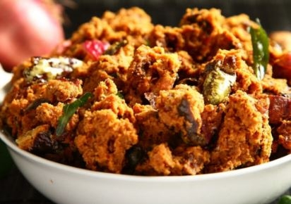 Order Mixed Vegetable Pakora food online from Bawarchi Biryanis store, Ashburn on bringmethat.com