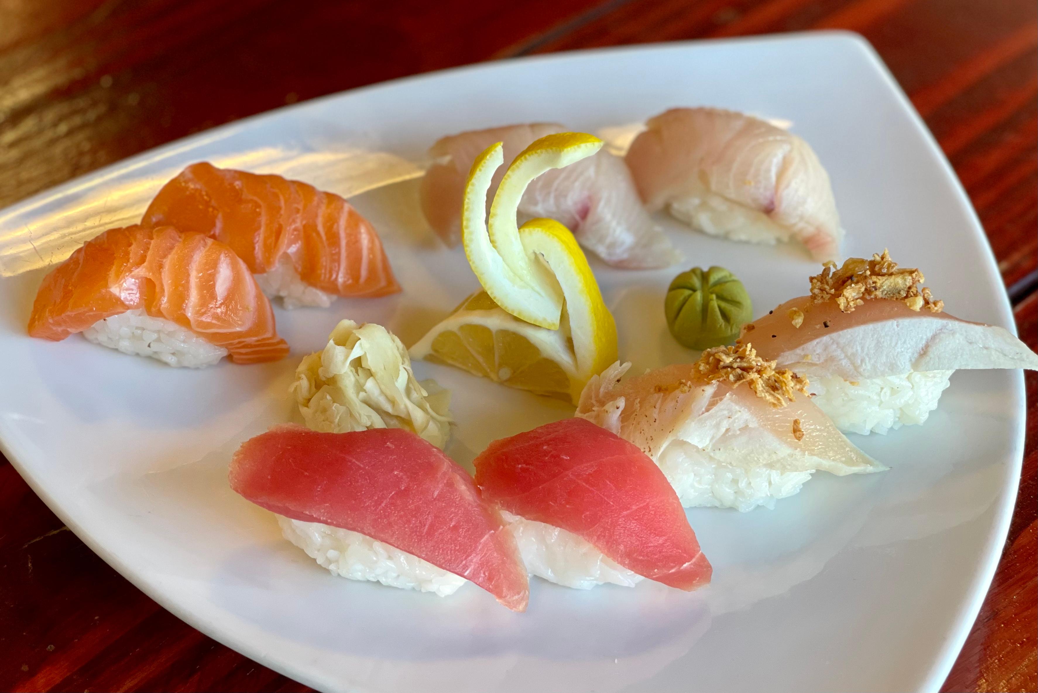 Order 8pc. Mixed Nigiri food online from Meshuga 4 Sushi - W. Pico Blvd. store, Los Angeles on bringmethat.com