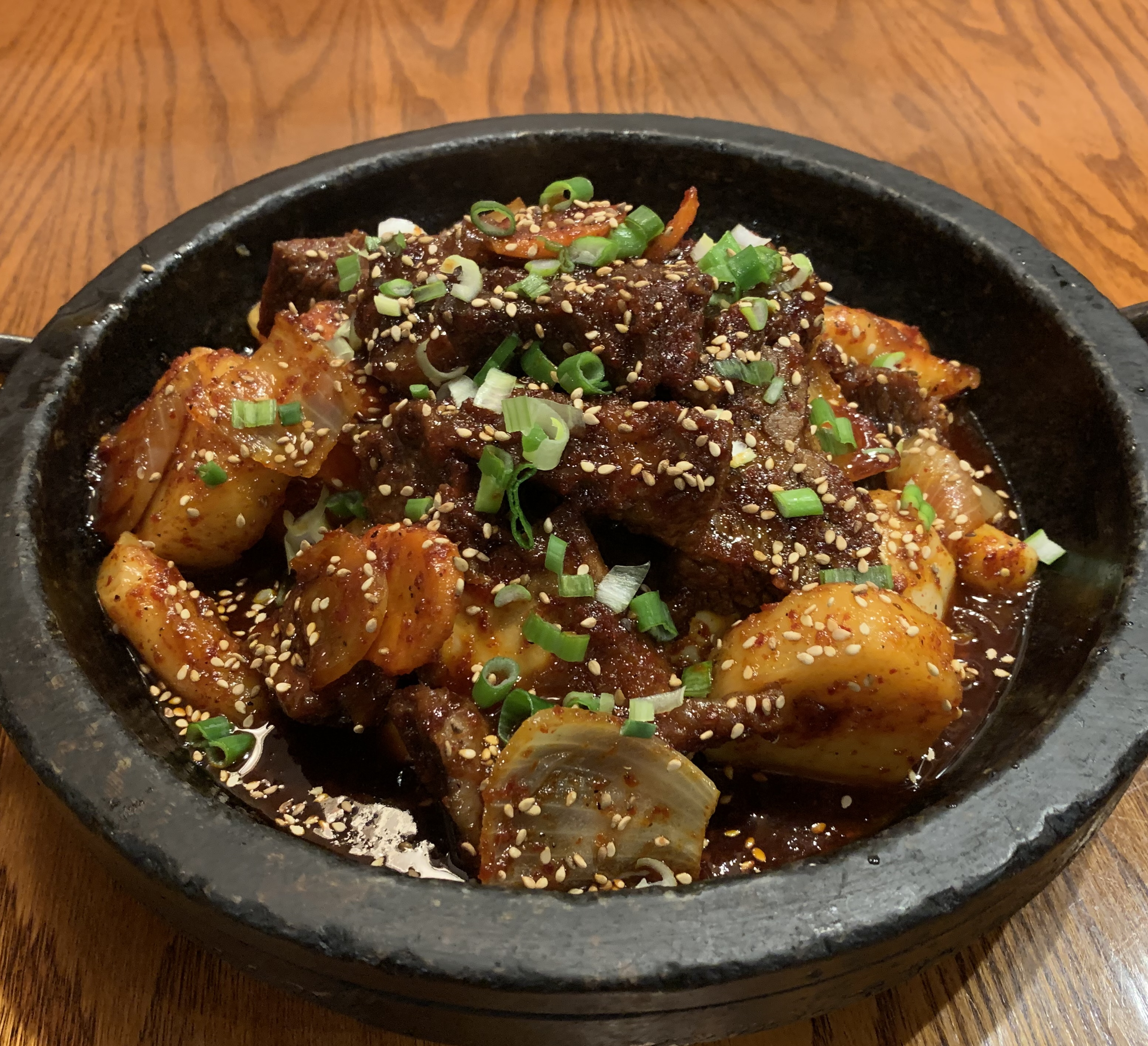 Order 불갈비찜 / Spicy Boiled Beef Ribs food online from Dine Korean Restaurant store, Buena Park on bringmethat.com