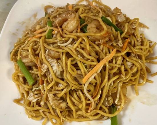 Order C Shrimp Lo Mein food online from Newchinaexpress store, Newport News on bringmethat.com