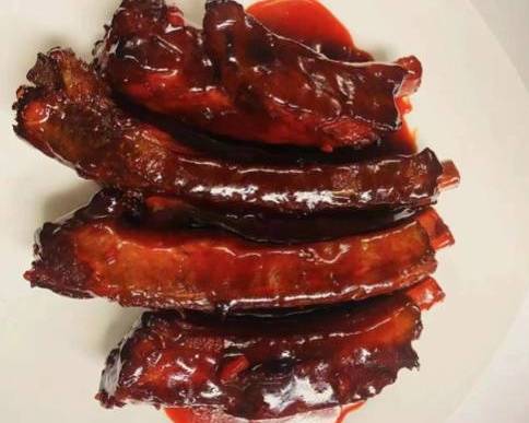 Order BBQ Spare Ribs (4 pcs) food online from Hunan Cafe store, Pittsburgh on bringmethat.com