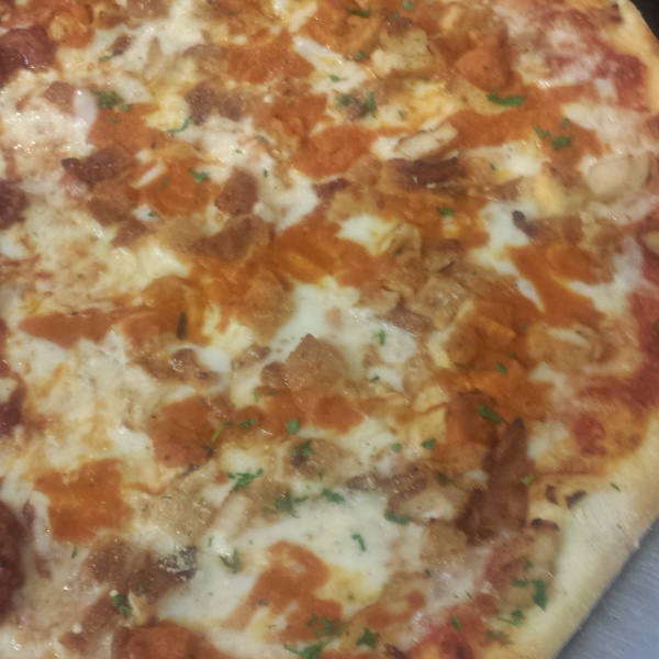 Order Chicken Parmigiana Pizza food online from Fairfield Pizza store, Stratford on bringmethat.com