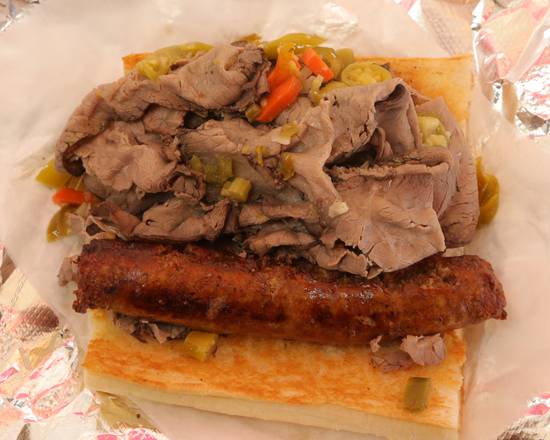 Order Italian Combo Beef & Sausage sandwich 襤殺朗珞 food online from Petey's Restaurant store, Chicago on bringmethat.com