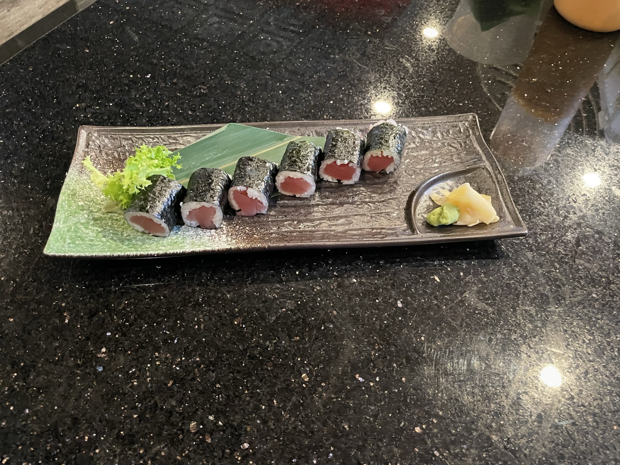 Order Tuna Roll food online from Izumi store, Attleboro on bringmethat.com