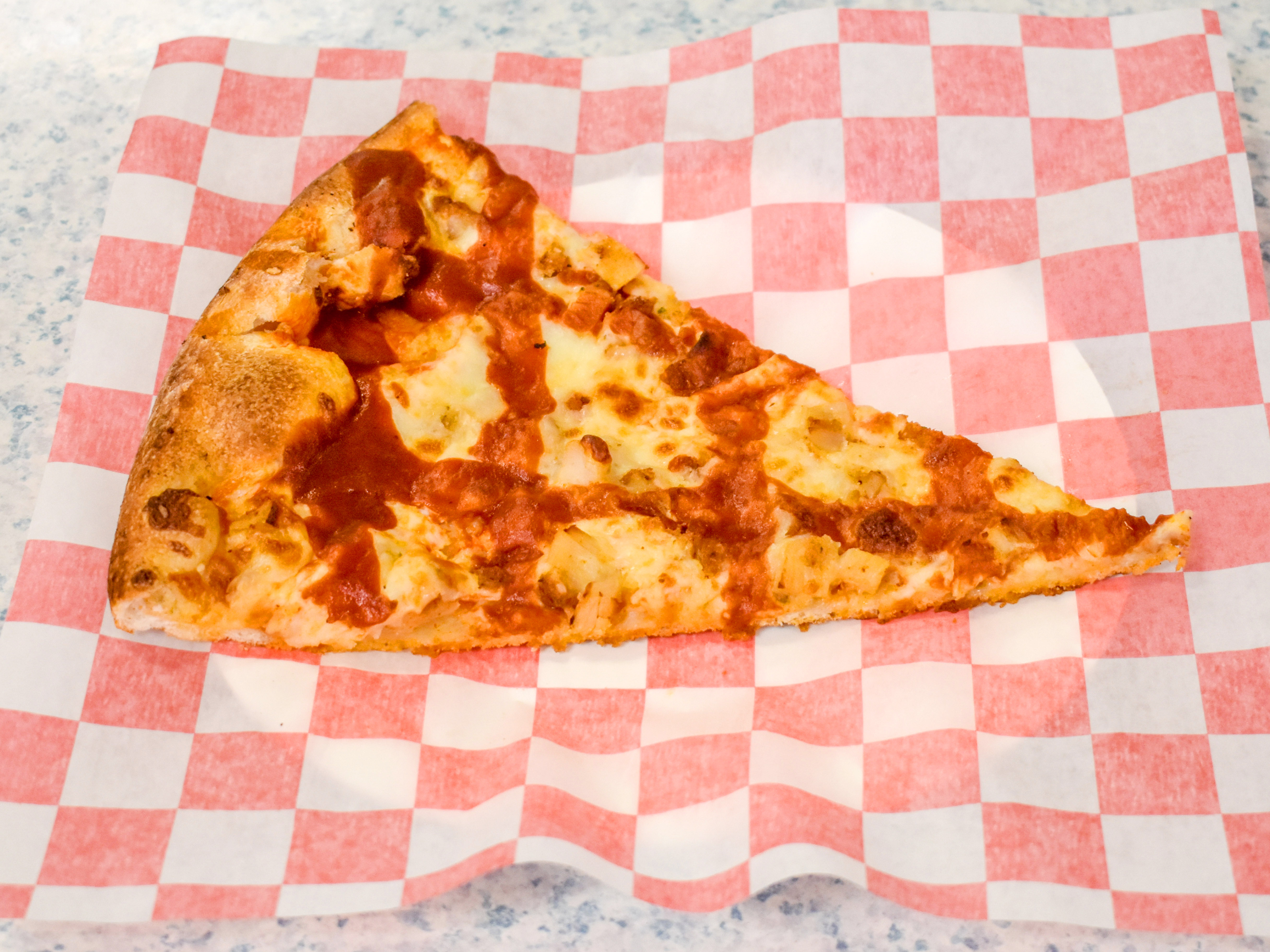 Order Buffalo Chicken Pizza food online from Sammy Pizzeria store, Ithaca on bringmethat.com