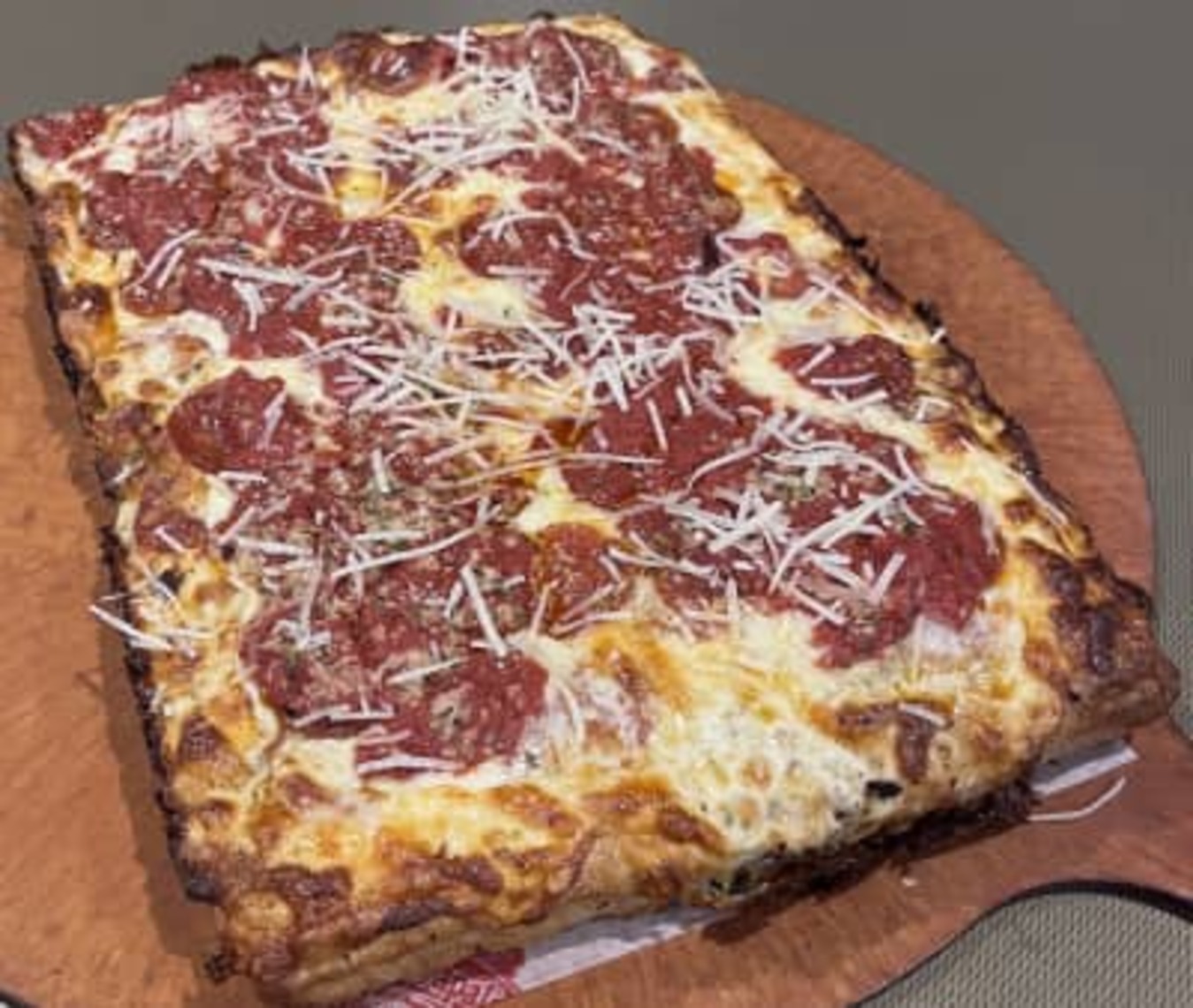 Order Detroit Style Ultimate Pepperoni food online from PizzaPapalis store, Bloomfield Hills on bringmethat.com