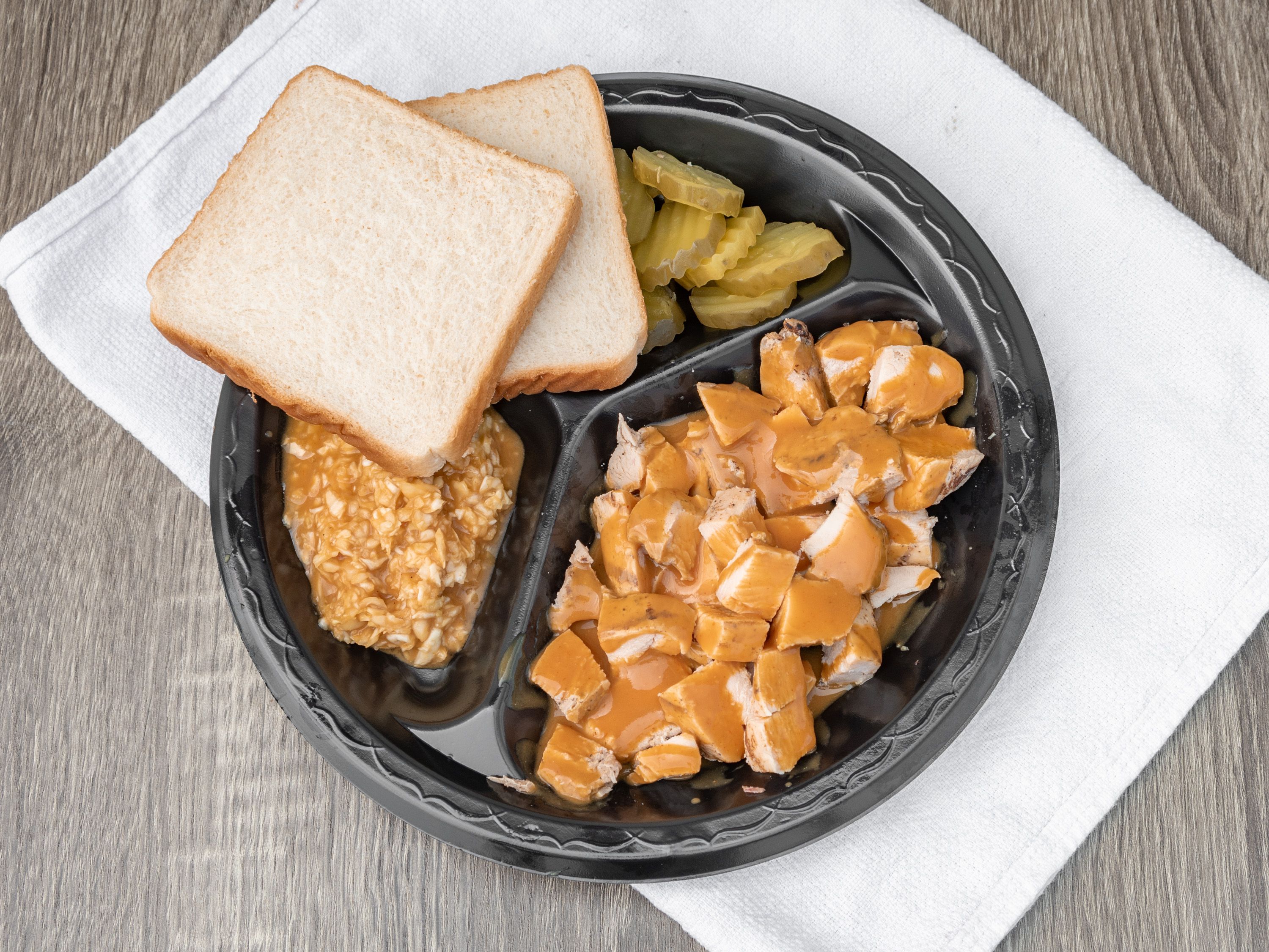 Order 6 oz. Chicken Plate food online from Smokey Pig BBQ store, Columbus on bringmethat.com