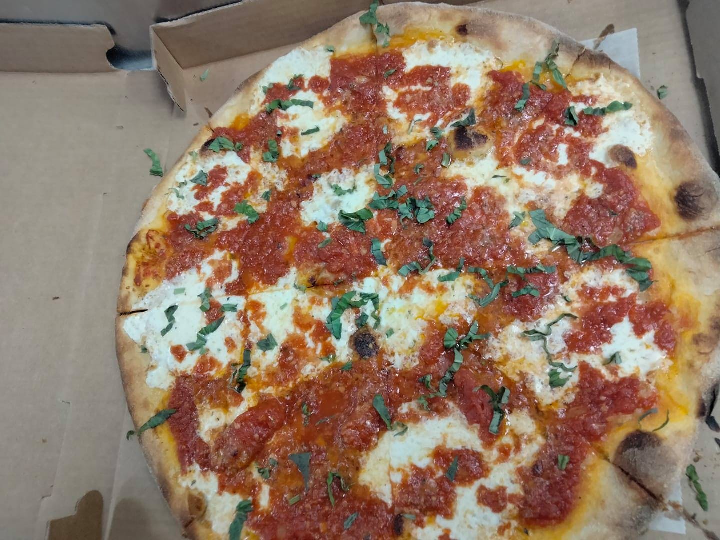 Order Margherita Pizza - Personal 10" food online from Felicita Pizzeria & Mexican Restaurant store, Keyport on bringmethat.com