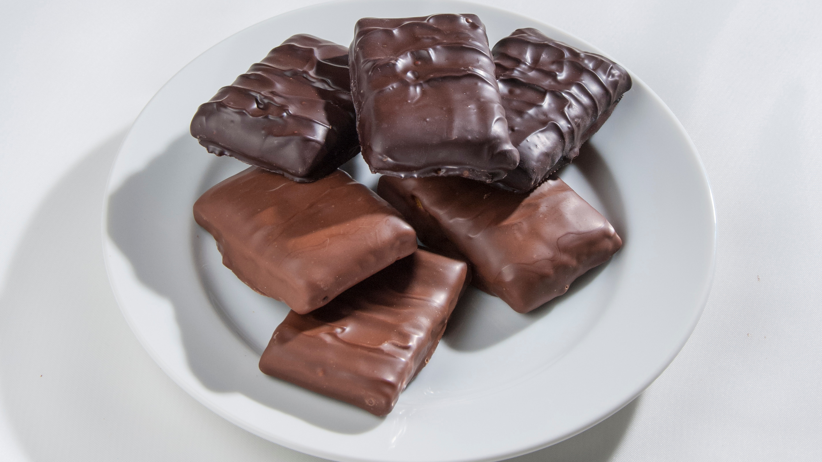Order Seafoam Chocolate Covered Honeycomb food online from Rocky Mountain Chocolate Factory store, Irvine on bringmethat.com