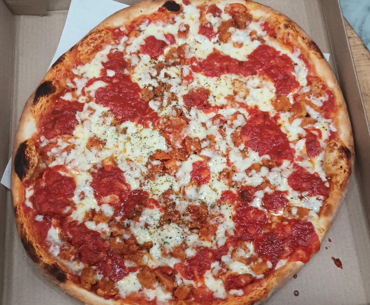 Order Chicken Parm Pizza Slice - Slice food online from Ciccios Pizza store, Brooklyn on bringmethat.com