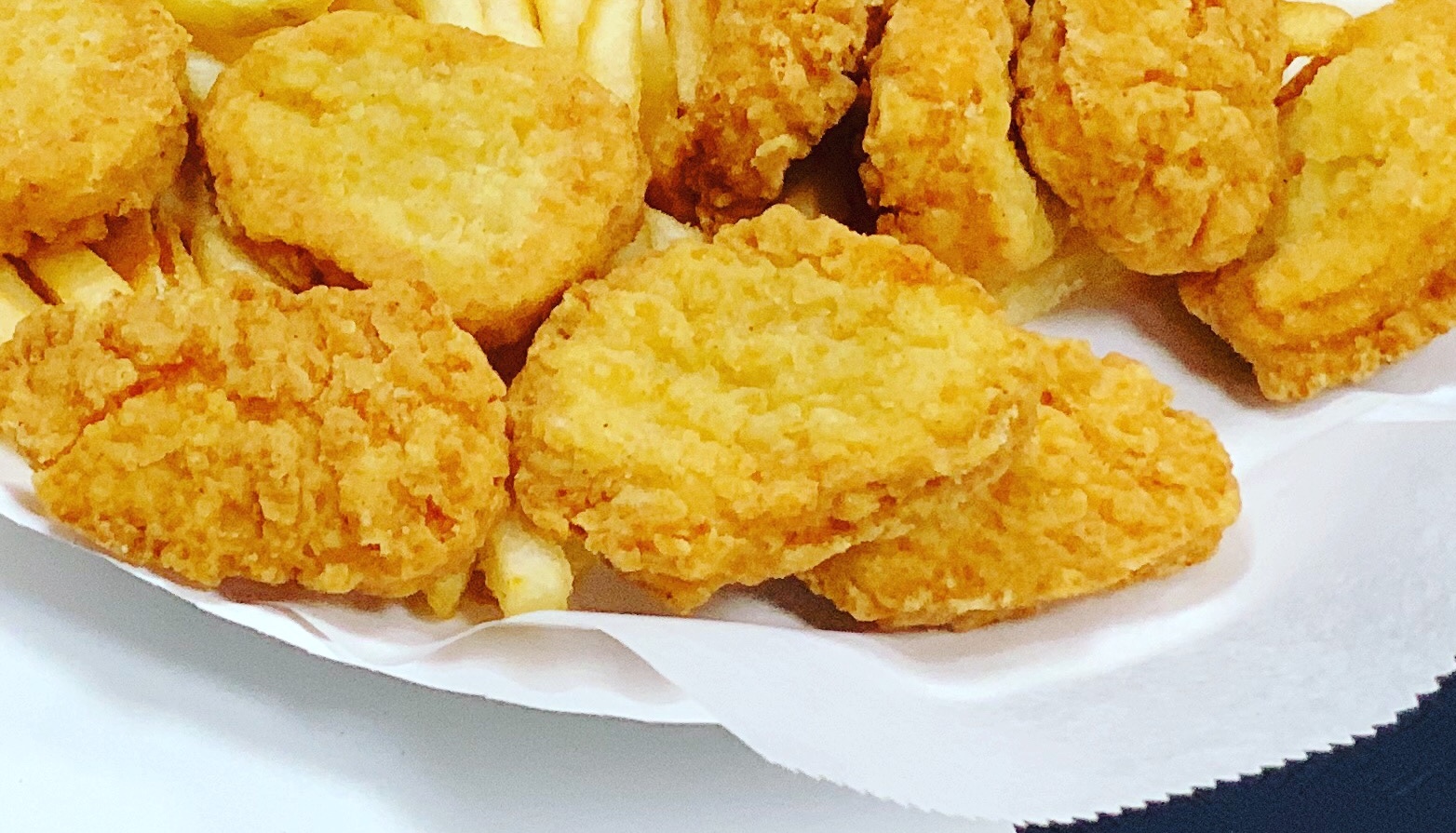 Order Chicken Nuggets food online from Crown Fried Chicken & Pizza store, Brooklyn on bringmethat.com