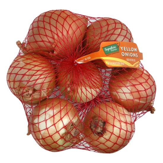 Order Signature Farms · Prepackaged Yellow Onions (3 lbs) food online from Albertsons Express store, Watauga on bringmethat.com