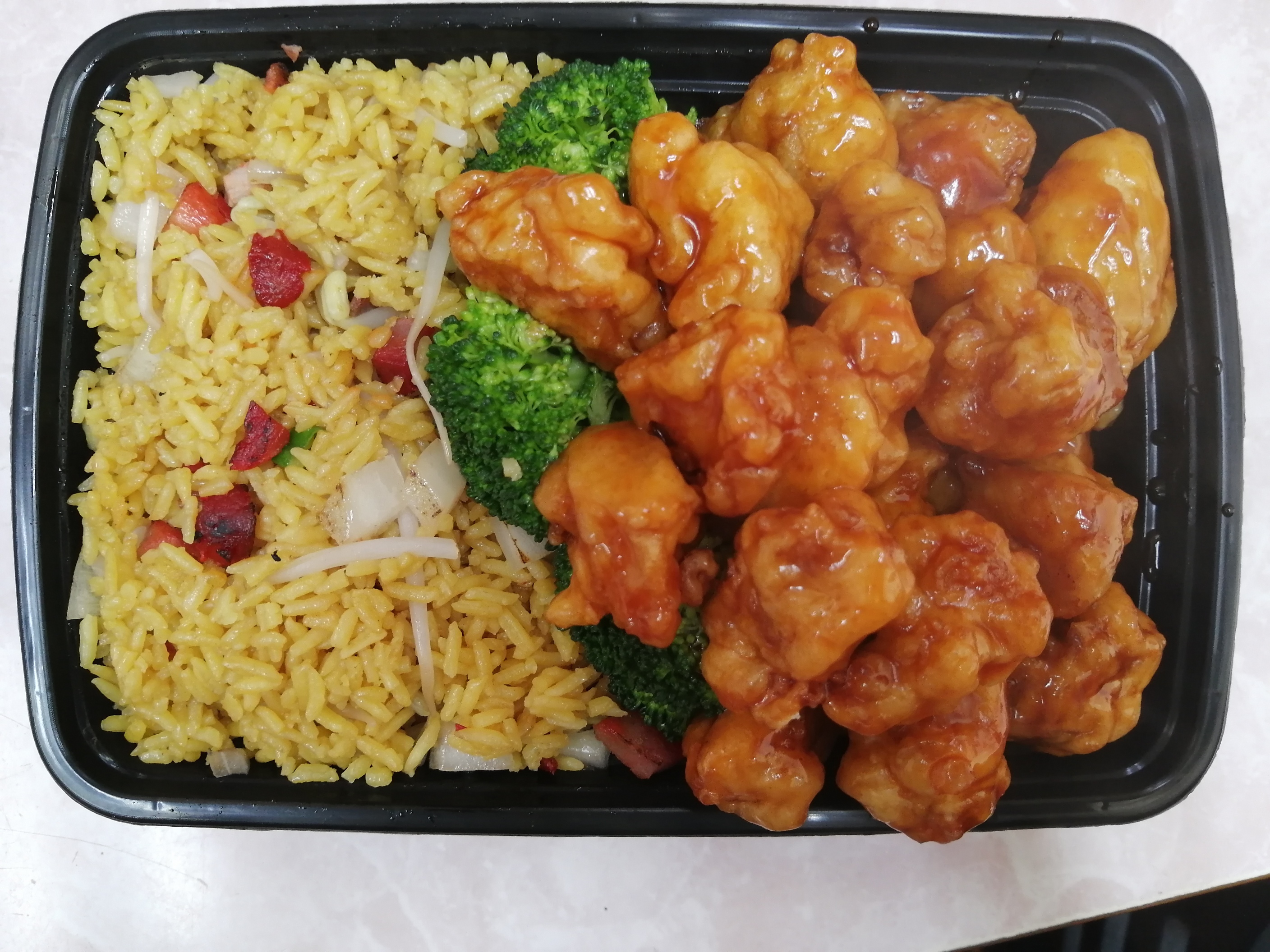 Order C20. General Tso's Chicken Combination Platter food online from Boulevard Chinese Restaurant store, Elmwood Park on bringmethat.com