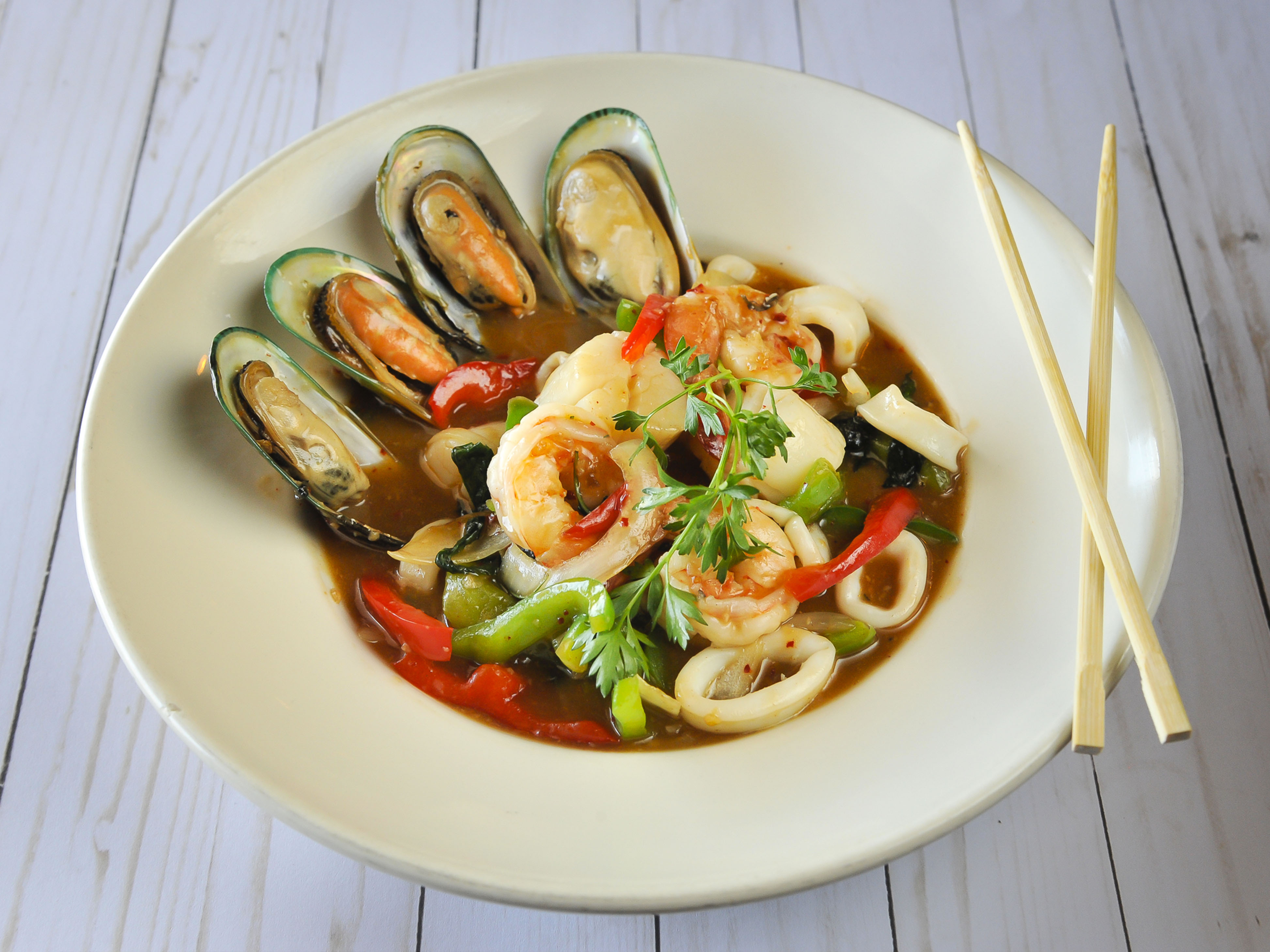 Order Seafood Lover Delight food online from Top Spice store, Atlanta on bringmethat.com