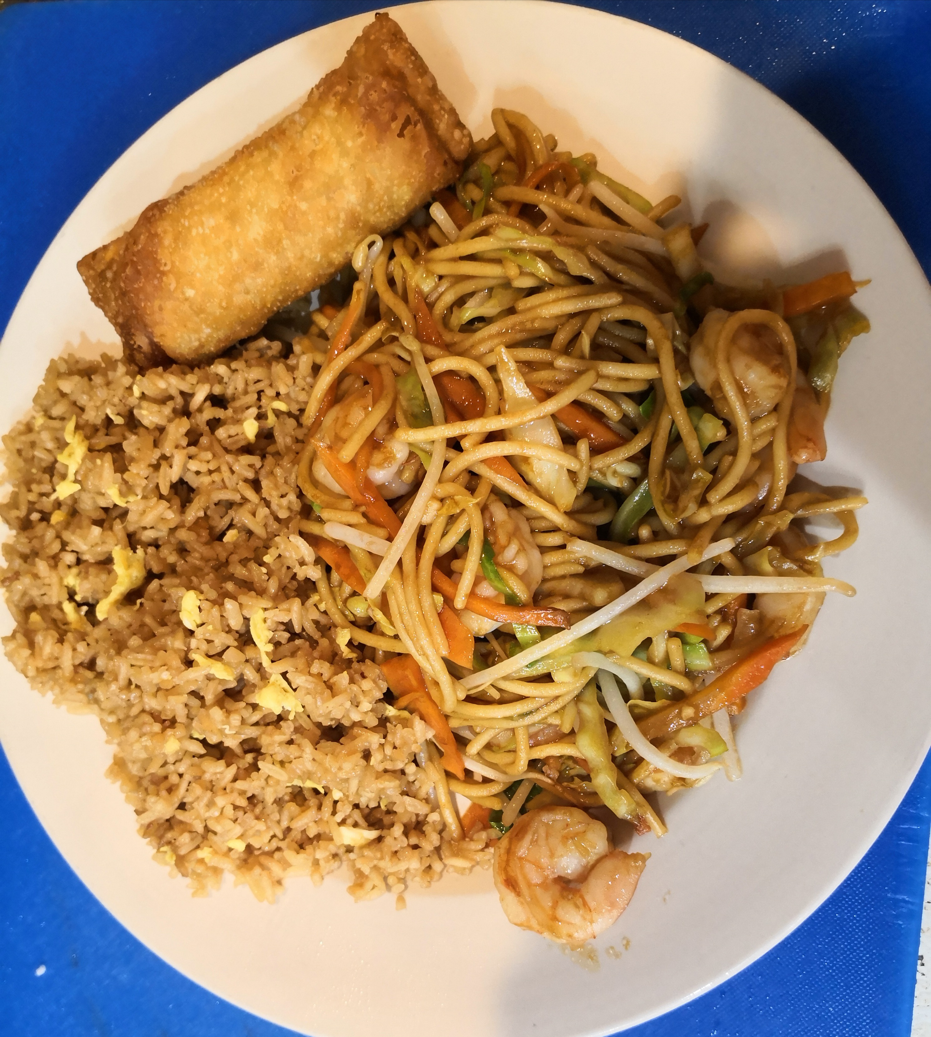 Order C04. Shrimp with Lo Mein Combo Plate food online from Dragon Chinese Cuisine  store, Houston on bringmethat.com