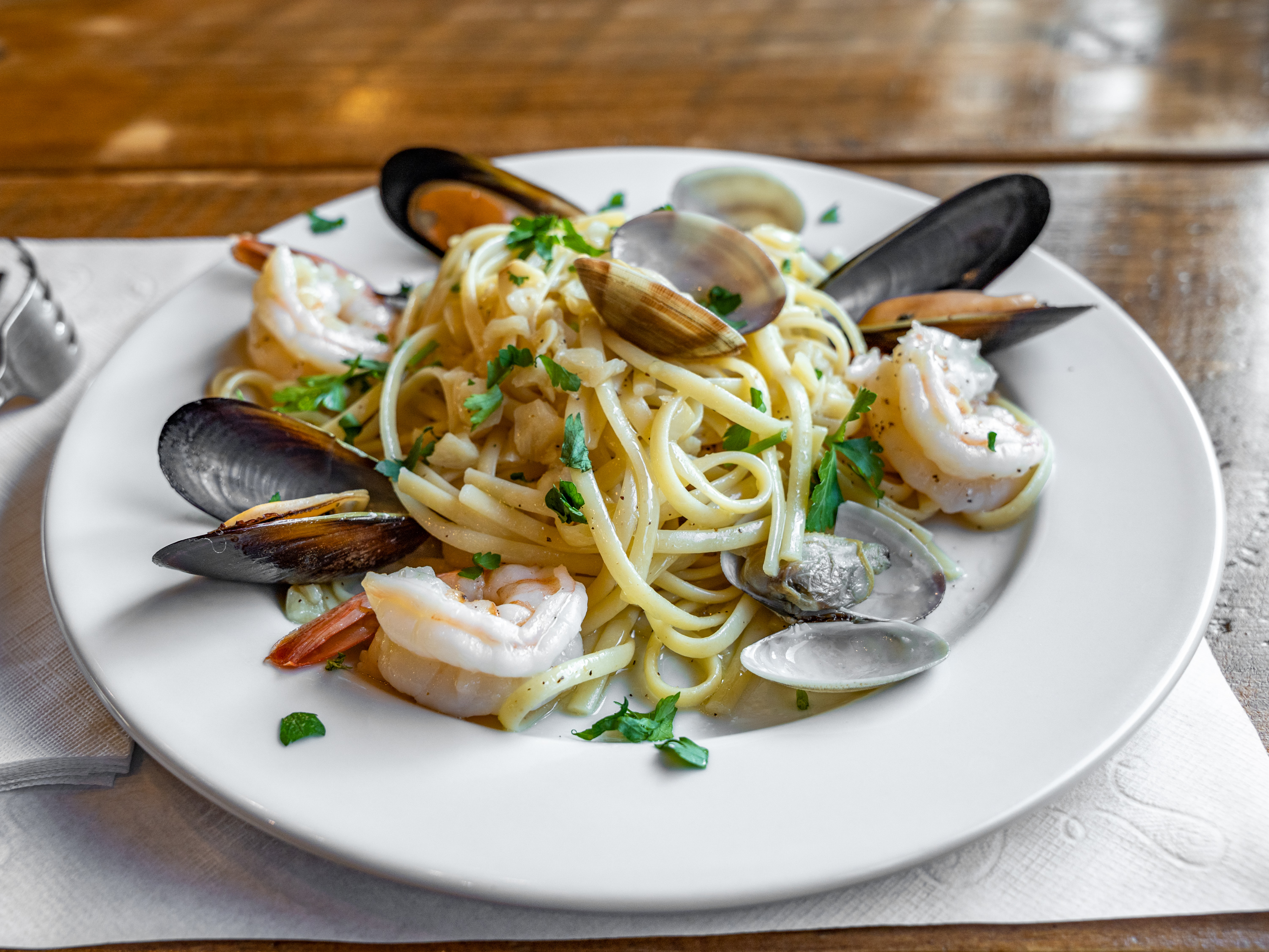 Order Linguine with Seafood food online from Danny's pizzeria ii store, Brooklyn on bringmethat.com