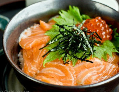 Order Salmon Ikura Don food online from Kino Sushi store, Los Angeles on bringmethat.com