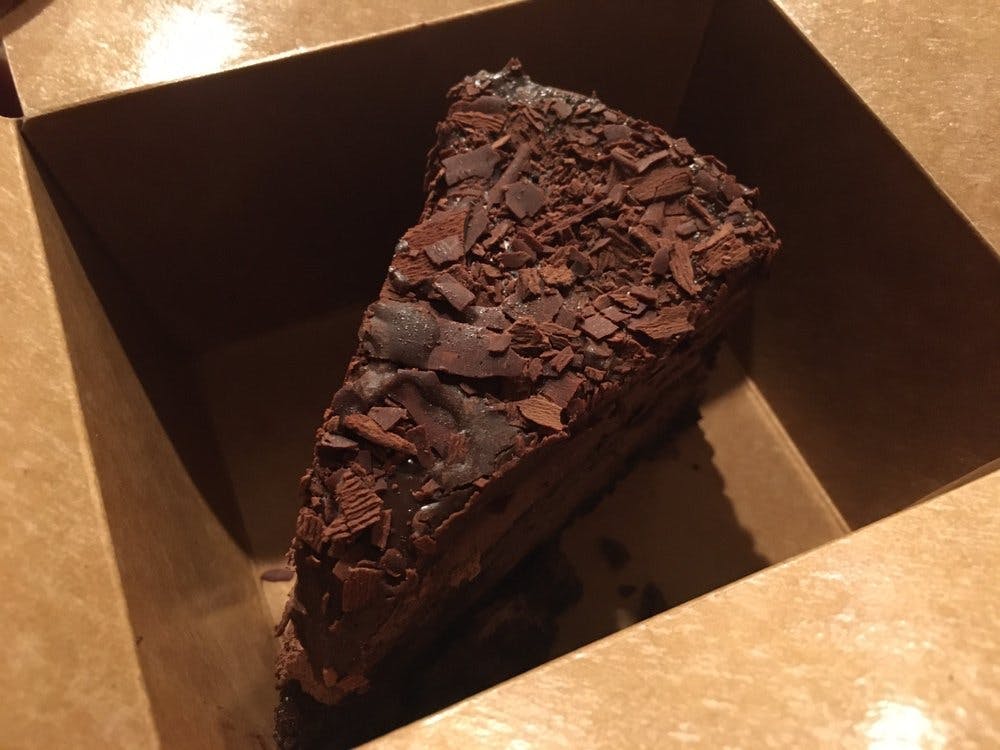 Order Chocolate Cake - Dessert food online from Big Belly store, Pulaski on bringmethat.com