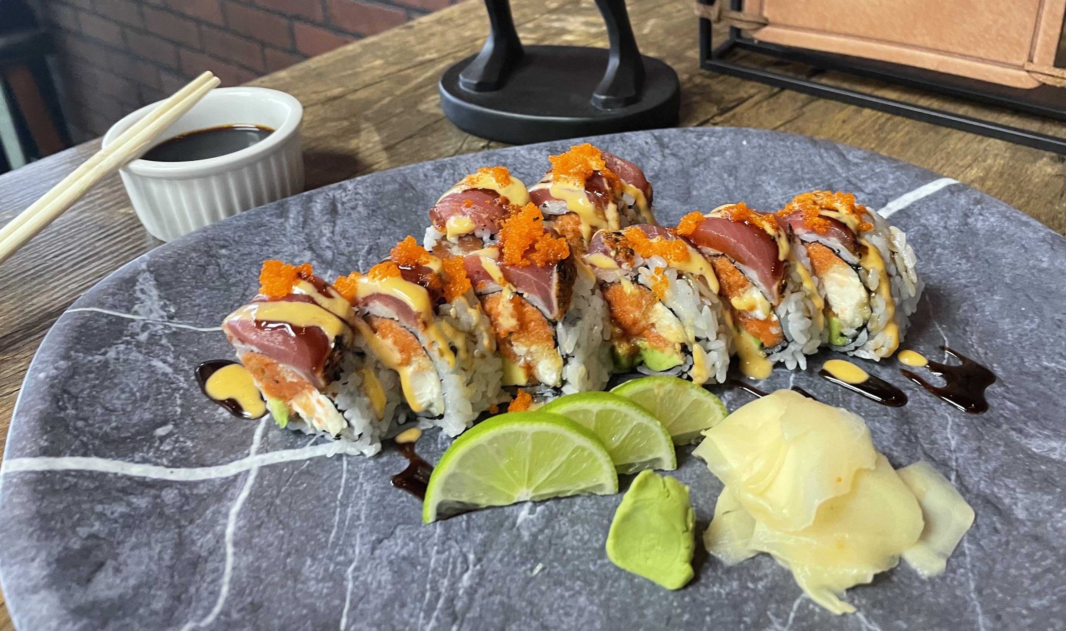 Order Amazing Tuna Roll food online from Chef 21 Sushi Burger store, Simpsonville on bringmethat.com