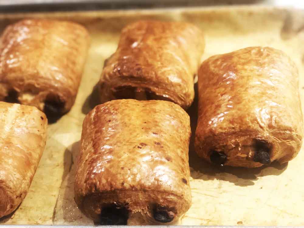 Order Choco Croissant food online from Caffe Bene store, New York on bringmethat.com